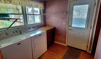 713 NE 3rd Ave, Aberdeen, SD 57401