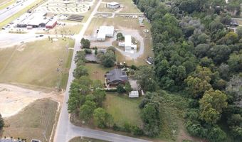 240 Whittle Cir, Ashburn, GA 31714