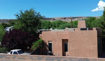 9 Lassen St, Blue Diamond, NV 89004