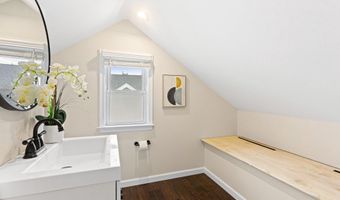 612 W GRAISBURY Ave, Audubon, NJ 08106