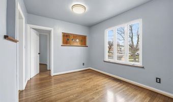 2030 N QUINN St, Arlington, VA 22209