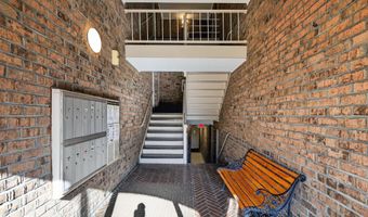 9 SILVERWOOD Cir 3, Annapolis, MD 21403