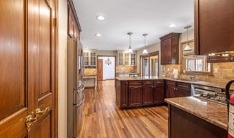 176 S Ravenwood, Hainesport, NJ 08210