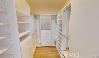 1176 Wellesley Ave 1, Los Angeles, CA 90049