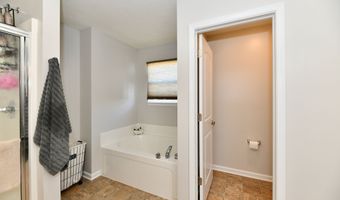 6695 Buhrstone Ln, Avon, IN 46123