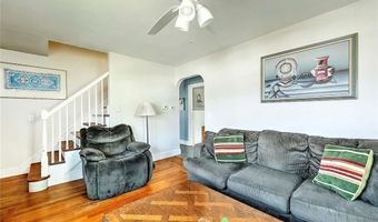 141 Cornell St, Cranston, RI 02920