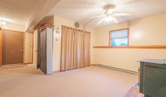 2083 Sun Valley Dr, Blakeslee, PA 18610