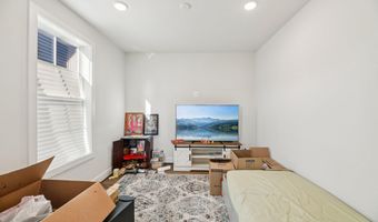 42051 NIGHT NURSE Cir, Ashburn, VA 20148