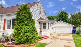 1702 S DOUGLAS St, Appleton, WI 54914
