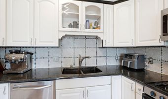 8361 Ragged Top Cir, Anchorage, AK 99504