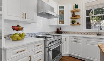 1100 EDWARDS Ln, Orlando, FL 32804