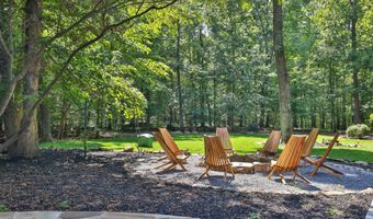 21663 OATLANDS Rd, Aldie, VA 20105