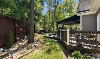 15 Quail Hollow Dr, Arden, NC 28704