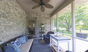 552 Meadowlark Ln, Portage, WI 53901