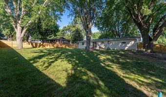 404 Jefferson Dr, Alcester, SD 57001