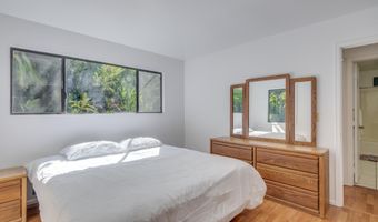 1002 Kauhikoa Rd 2, Haiku, HI 96708