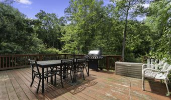 189 Southern Blvd, Danbury, CT 06810