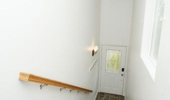 255 Creekside St, Anchorage, AK 99504