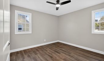 305 W 4TH Ave, Barrington, NJ 08007