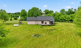 15510 Davis Dr, Addison, MI 49220