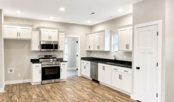 Private Drive 5763, Ava, MO 65608