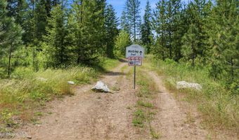 33 Parkland Dr, Blanchard, ID 83804