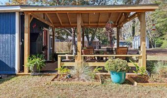 507 E Pine St, Atmore, AL 36502