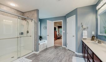823 Colin Dr, Avon, IN 46123