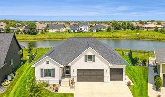 2333 Stonewood Ct SW, Altoona, IA 50009