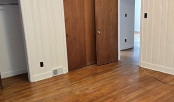 122 Houston, Barnesville, GA 30204