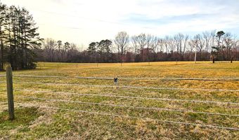 13521 Dykeland Rd, Amelia Court House, VA 23002