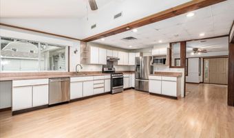 6 Caye Rd, Danbury, CT 06811