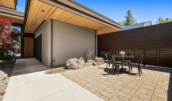 19015 Park Commons Dr, Bend, OR 97703