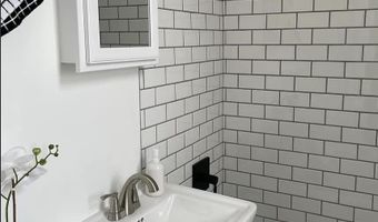 188 AVENUE F 6, Bayonne, NJ 07002