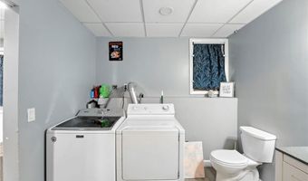 9 Heritage Cir, Johnston, RI 02919