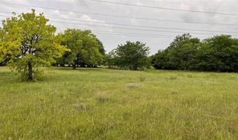 111 Foxtrot Ct, Alvord, TX 76225