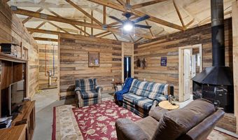 11882 E Old Belleville Rd, Belleville, AR 72824