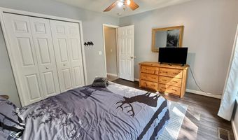 82 Tennyson Cir, Albrightsville, PA 18210