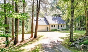 14 Hunt Rd, Belfast, ME 04915
