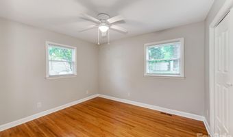 3326 Bonneville Dr, Charlotte, NC 28205
