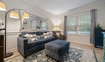 4 HARPOON Dr, Barnegat, NJ 08005