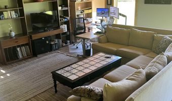 335 Valley View Dr, Addison, VT 05491