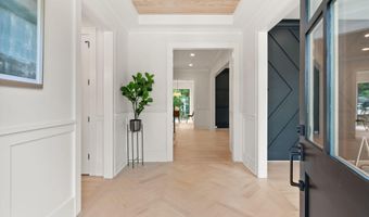 112 N HIGHLAND St, Arlington, VA 22201