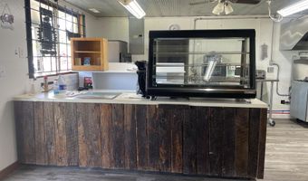 8348 State Highway 5, Ava, MO 65608