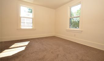 928 Delia Ave, Akron, OH 44320