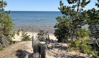 6313 Five Mile Point Rd, Allouez, MI 49805