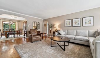 436 EDGEWOOD Dr, Ambler, PA 19002