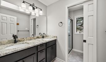 17 Pine Grove Dr, Batesville, IN 47006