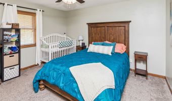 205 NE 9th St, Ankeny, IA 50021