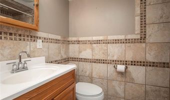1007 Douglas St, Alexandria, MN 56308